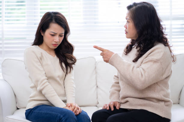 https://media.istockphoto.com/id/1387945019/photo/image-of-asian-mother-and-daughter-at-home.jpg?s=612x612&w=0&k=20&c=kpf3UFxsOXykdDCXeptBhwA8rYBaTviLNVLXmqFgJh8=