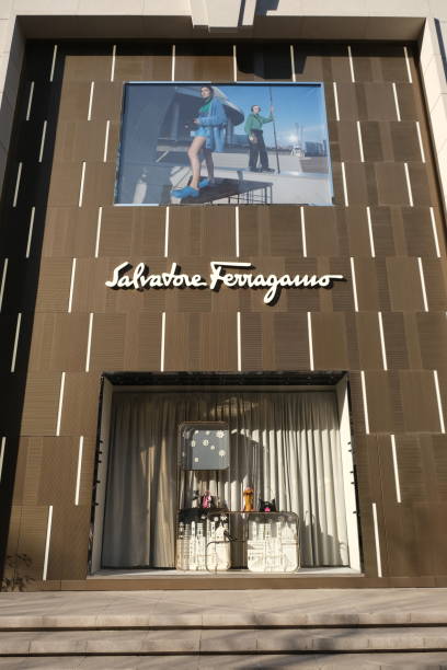 salvatore ferragamo flagship store exterior - ferragamo stok fotoğraflar ve resimler