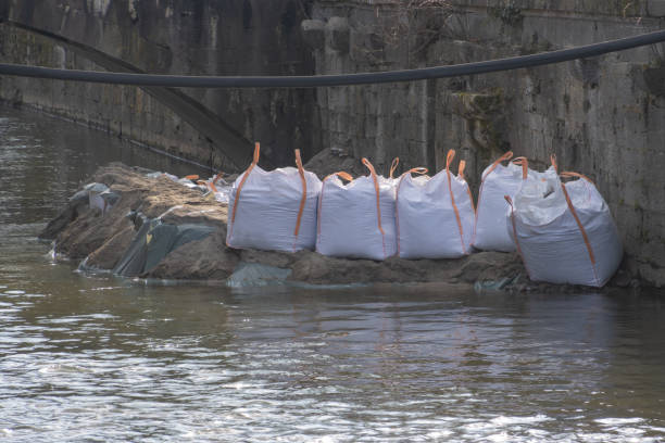 Flood threat in Wroclaw in September, 2024. The water level approaches a dangerous level.
