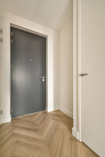istock A narrow corridor with parquet floor 1387970434