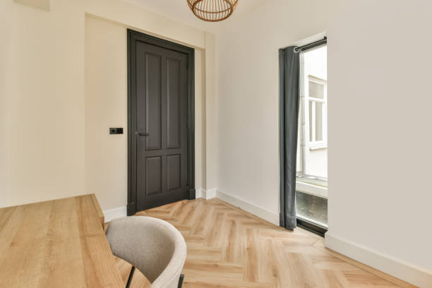 istock A small area with a table and a chair 1388009880