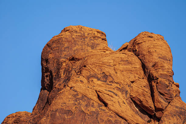 istock Veiled head rocks at Valley of Fire, Nevada, USA 1388024002