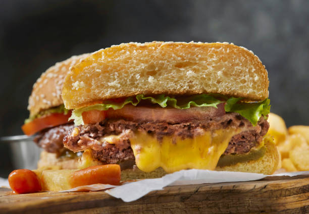 istock The Juicy Lucy Stuffed Cheeseburger 1388025253