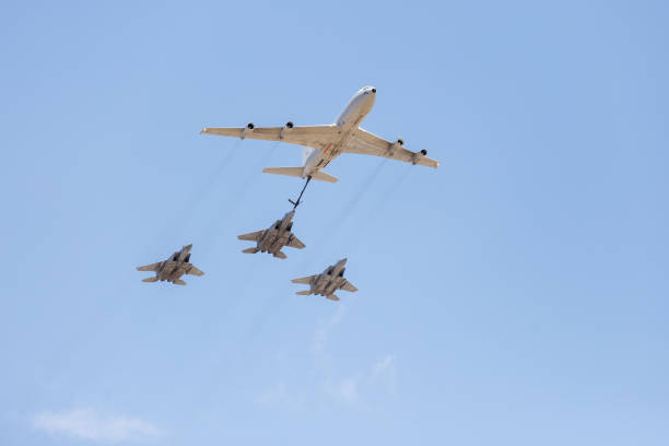 Fighter Jet Refueling