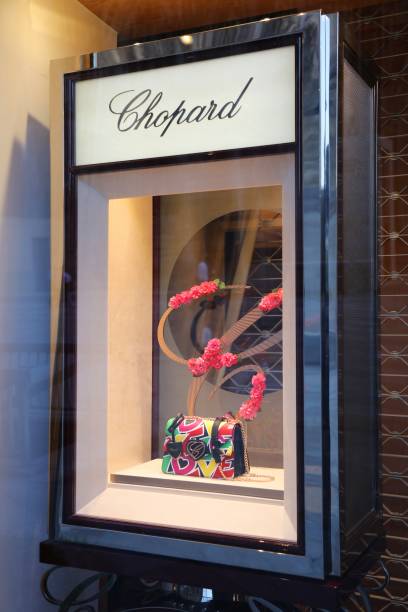 negozio di moda chopard in europa - chopard foto e immagini stock