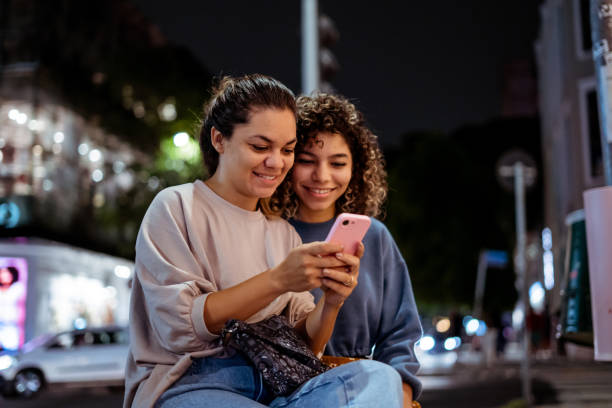 istock Looking at social media 1388188966