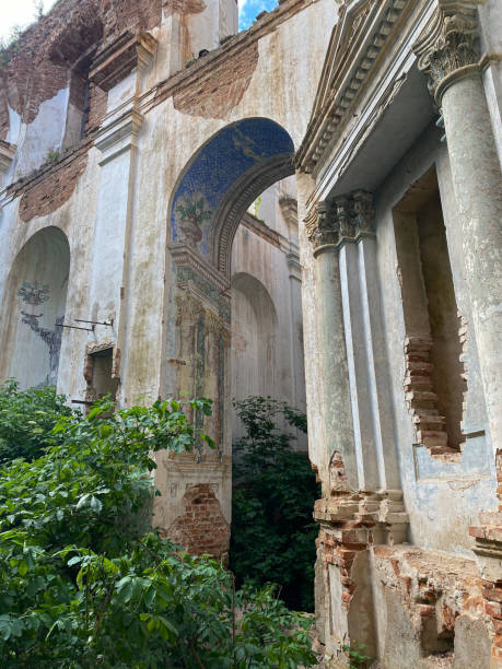 istock Ruins of a historic building 1388196320