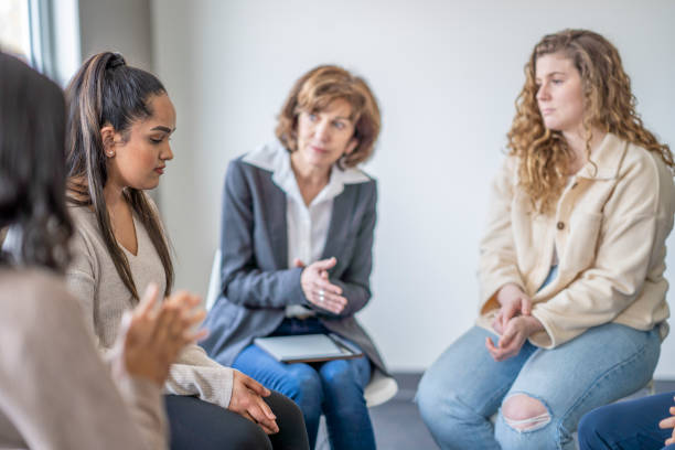 istock Encouraging Each Other in Therapy 1388265658