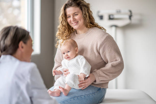 istock Mom and Baby at an Appointment 1388268556