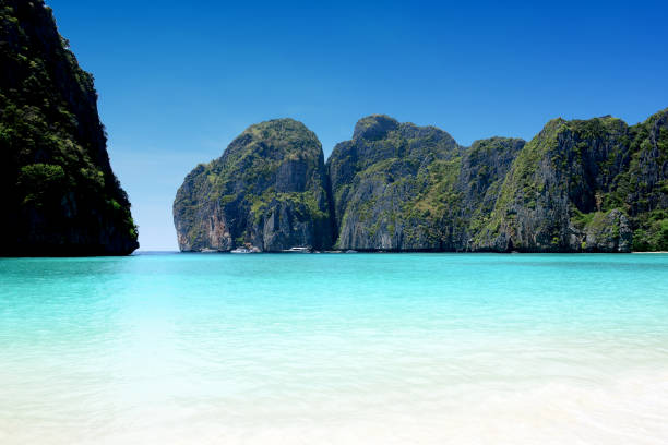 istock Maya Bay Now Reopened 2022, Amazing Maya Bay on Phi Phi Islands, Krabi ,Thailand, note select focus at island on the right 1388298270