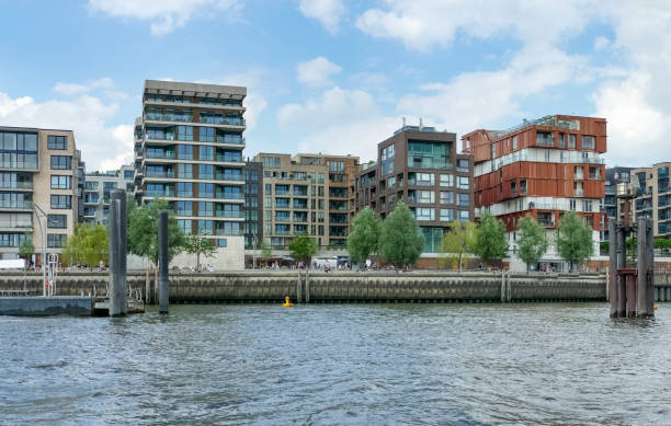 istock Hamburg Norderelbe 1388330979