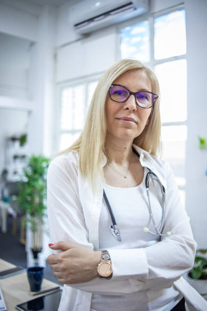 istock You are in safe hands, I am your doctor 1388357645