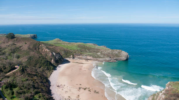 istock Beach an green shoreline 1388381589