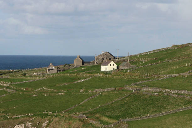 istock Slea Head Drive, Dingle Peninsula, Ireland 1388408410