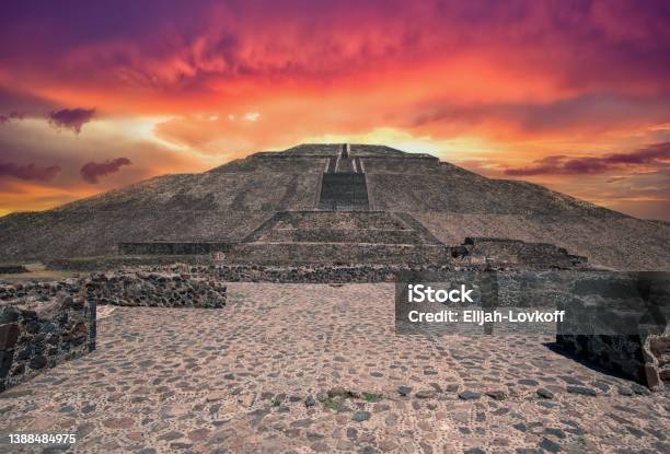 Mexico Teotihuacan Pyramids In Mexican Highlands And Mexico Valley Close To Mexico City Stock Photo - Download Image Now