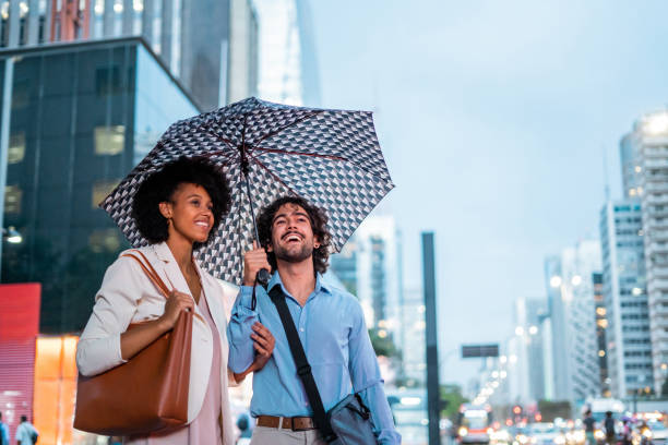 istock Friends waiting app car 1388489644