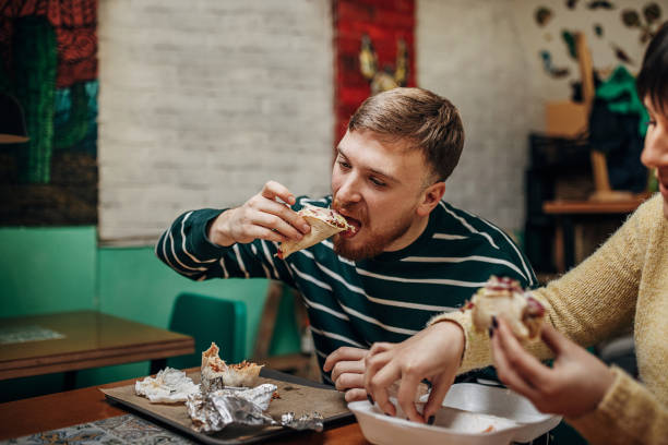 istock Couple on lunch together 1388569590
