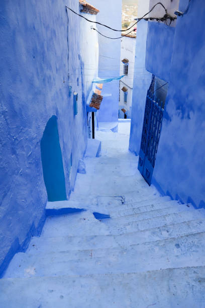 istock Street in Chefchaouen, Morocco 1388579197