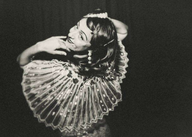 istock The dancer of the Roaring Twenties! 1388588976