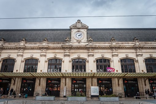 Picture of the entrance of Bordeaux Saint Jean train station, belonging to SNCF. Bordeaux-Saint-Jean or formerly Bordeaux-Midi is the main railway station in the French city of Bordeaux. It is the southern terminus of the Paris\