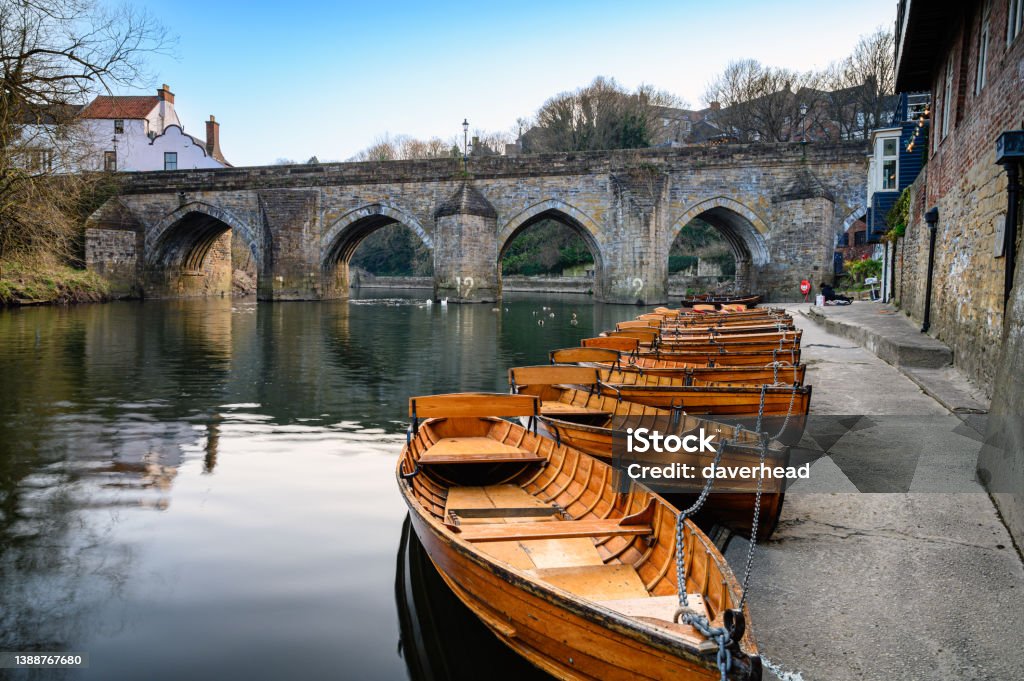 Rowing Boats below Elvet Bridge in Durham Durham is a city in County Durham in the northeast of England built on the banks of River Wear Durham - England Stock Photo