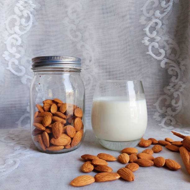 istock How to make Almond Milk? 1388894970