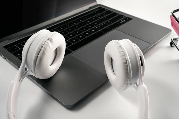 Headphones, laptops and shopping carts
