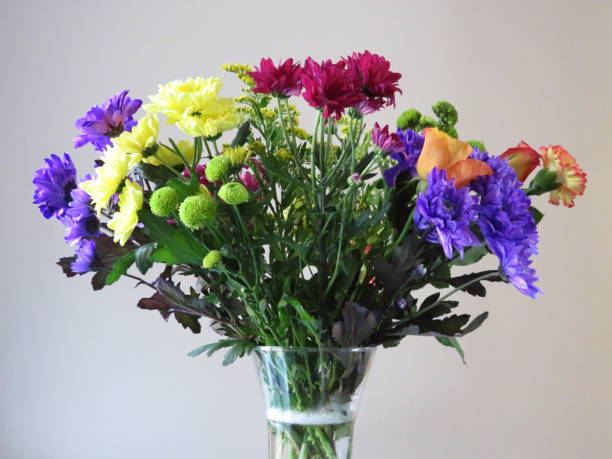 istock Colourful bouquet of flowers 1388995335