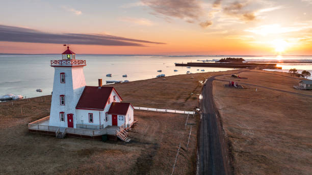 istock Wood Islands Lighthouse at sunset 1389011250