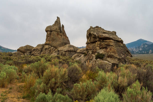 city of rocks national reserve, idaho - idaho rock climbing city of rocks mountain imagens e fotografias de stock