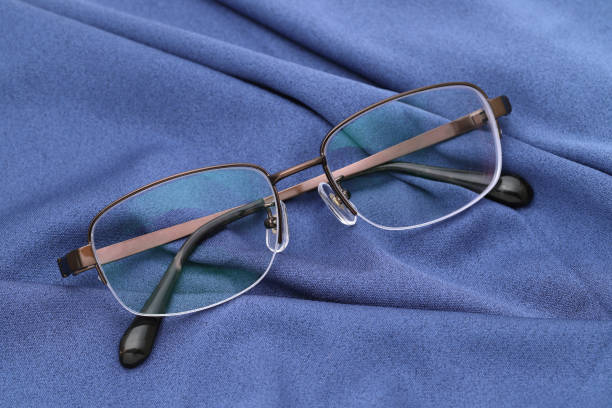 istock Eyesight glasses and case for glasses 1389052731