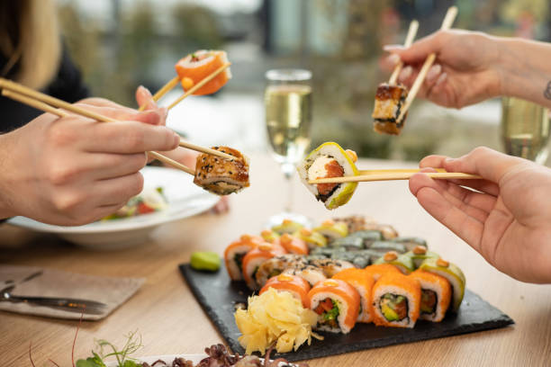 istock person is going to eat roles 1389105984