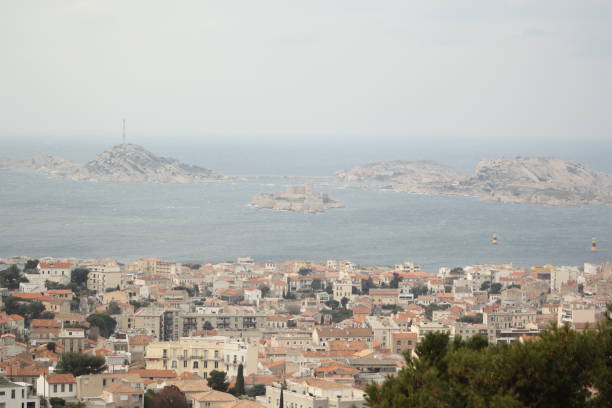 istock Islands in Marseille 1389114682