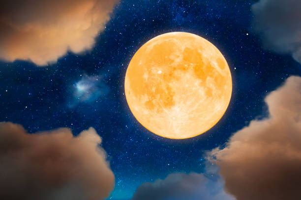 yellow moon - screen saver imagens e fotografias de stock