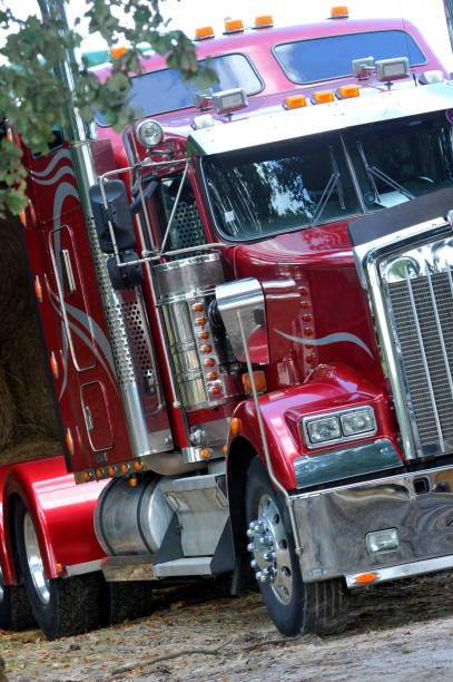 istock the big truck 1389140806