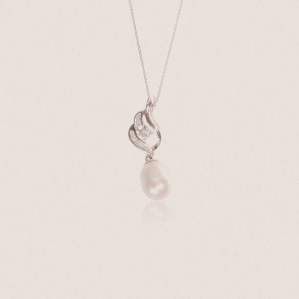 istock Luxury Gold and Diamond Jewelry 1389155008