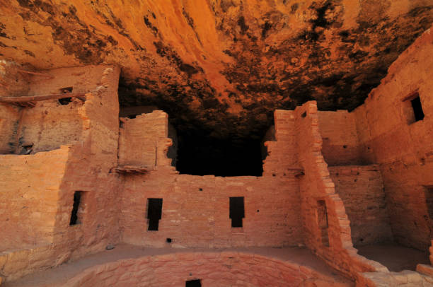 Inside the Cliff Palace of Mesa Verde National Park Inside the Cliff Palace ruins, the largest Ancestral Puebloans cliff dwelling in North America, Mesa Verde National Park, Colorado, USA anasazi stock pictures, royalty-free photos & images