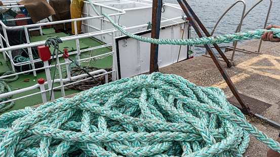 Rope rope, fishing tackle on the boat for its outing to sea