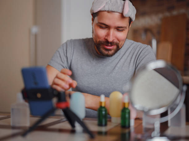 istock Men's beauty concept. caucAsian guy checking his skin. 1389273589