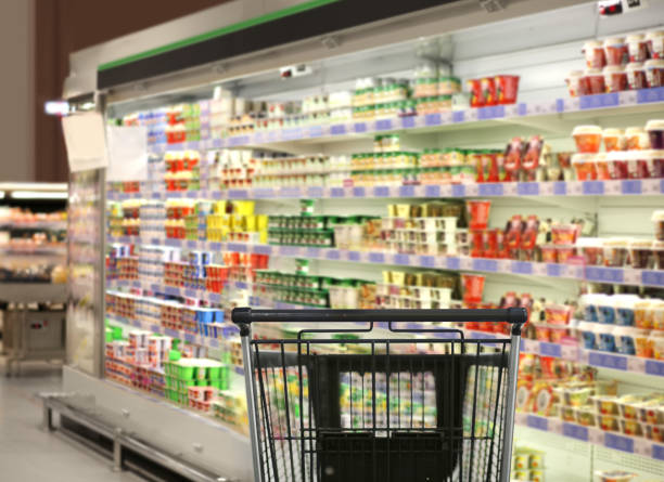 istock empty grocery cart in an empty supermarket 1389350088