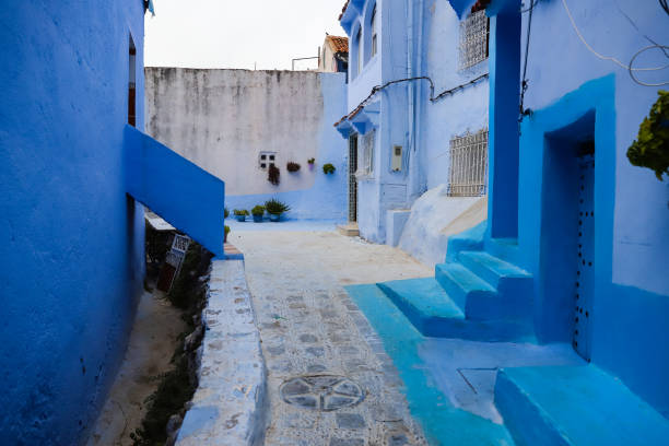 istock Street in Chefchaouen, Morocco 1389355747