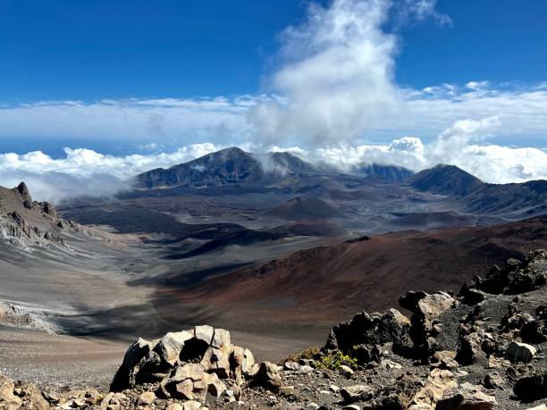istock Haleakala Crater on Maui, Hawaii 1389371864