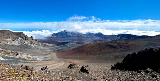 istock Haleakala Crater on Maui, Hawaii 1389371865