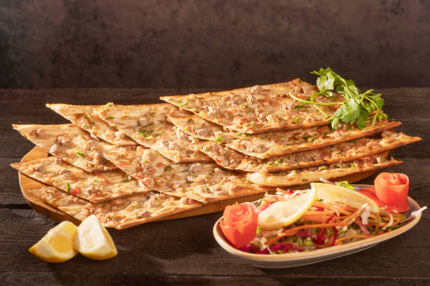 istock pita and salad between knives 1389374000