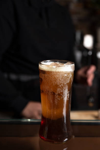 istock ALCOHOLIC BEVERAGE WITH VERMOUTH, SODA AND ICE. 1389375700