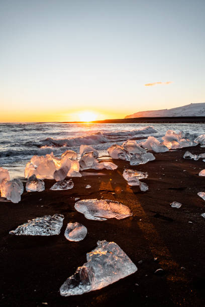 istock Scenic sunset at the Diamond Beach in Iceland 1389380744