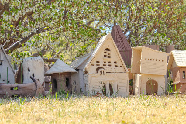 Small houses that school kids made