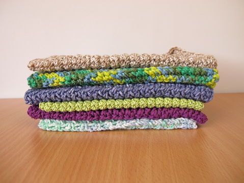 Washable crocheted and knitted dishcloths from wool - Waschbare gehäkelte und gestrickte Spültücher aus Wolle