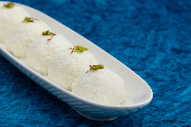 istock Bengali Mithai Kacha Gola Also Called Pranohora Sondesh Mishti Kaacha Golla Pranhara Sandesh Is Made Of Cottage Cheese Paneer And Chhena Flavored With Elaichi Doodh Mava Khova Kesar Pista Mawa Khoya 1389510055