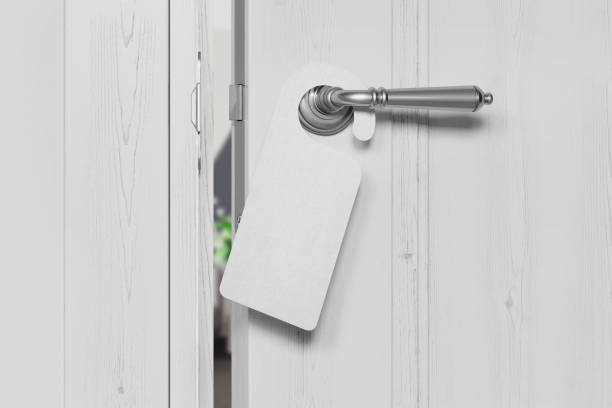 istock Paper door hanger mockup 1389514804